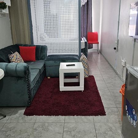 Pazoori Stays Superior Studios Найроби Екстериор снимка